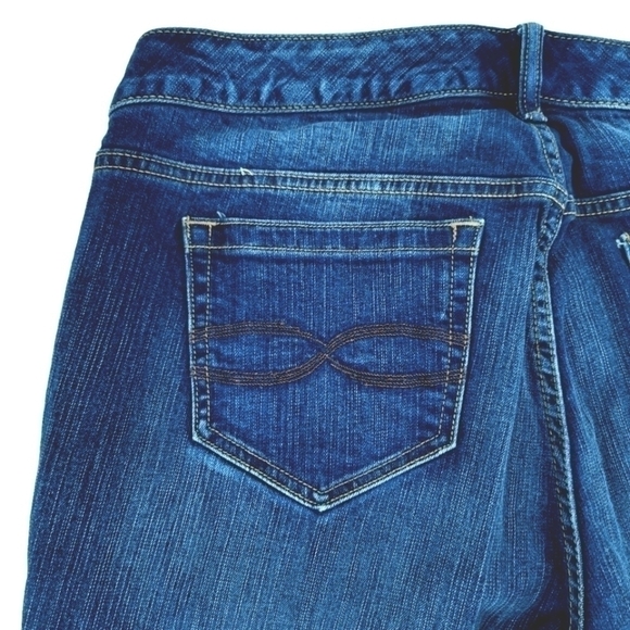 Torrid Women's 16S Mid Slim Boot Cut Blue Heart - Picture 13 of 16